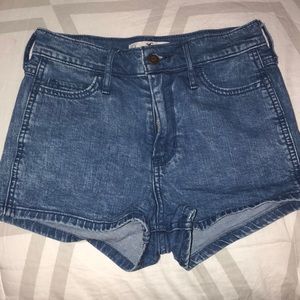 Hollister jean shorts